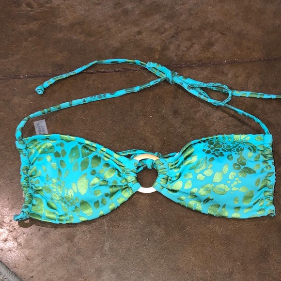 Victoria’s Secret swimsuit top. - Picture 2 of 5
